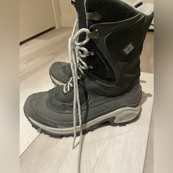 Boots - Picture 6 of 8